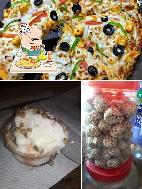 Food at PIE PIZZA