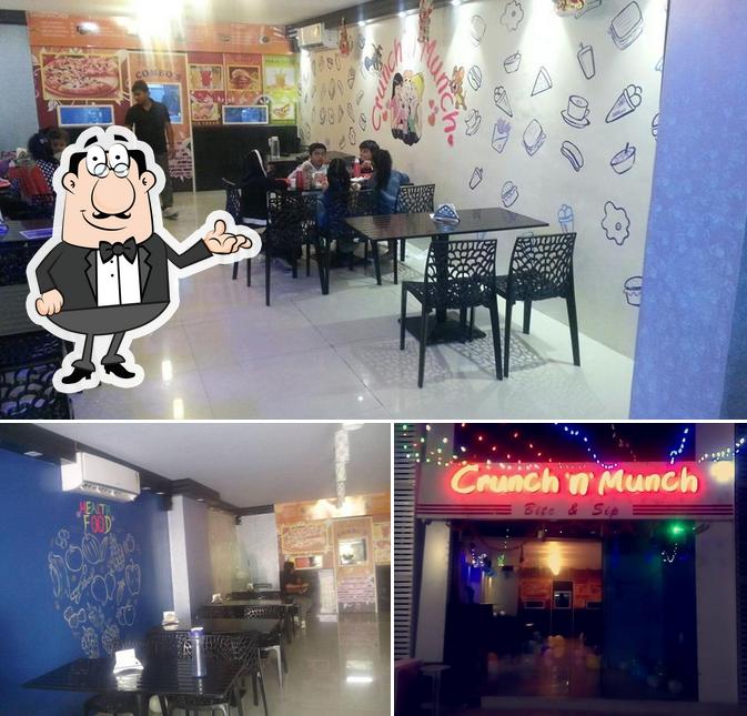 The image of interior and food at Crunch 'n' Munch