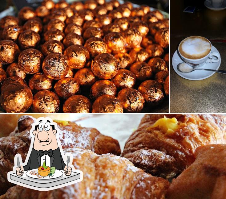 Dai un’occhiata alla immagine che raffigura la cibo e bevanda di Chococafè