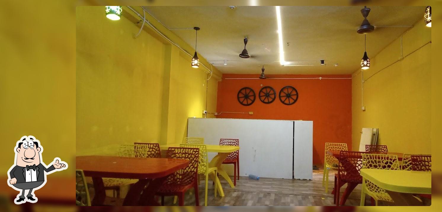 Underworld Food Plaza