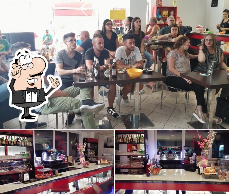 Dai un'occhiata agli interni di 21 Games Club Bar Slot Online gaming & more