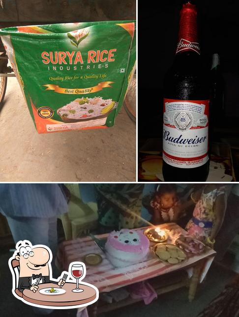 This is the image displaying food and alcohol at Gouda Restaurant and Bar