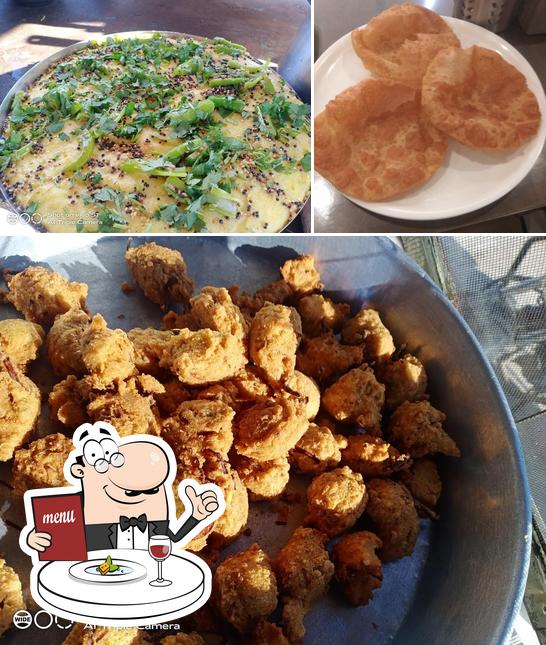 Food at Chamunda restaurant and tiffin service