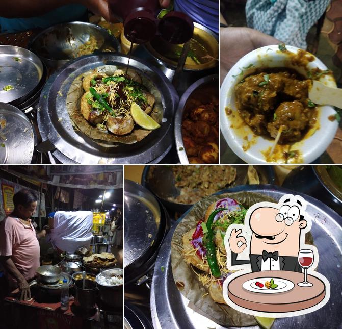 Meals at Maharaja Chat (Dilip da's Puchka Centre)