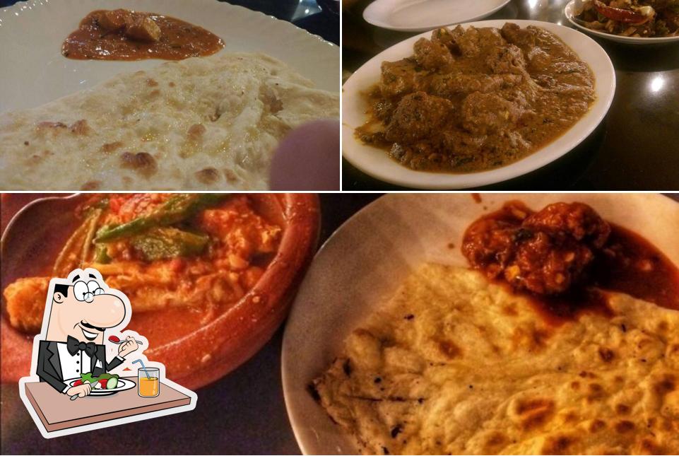 Food at Adaminte Chayakkada