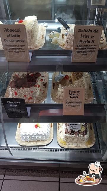 Escolha pizza no Sodiê Doces