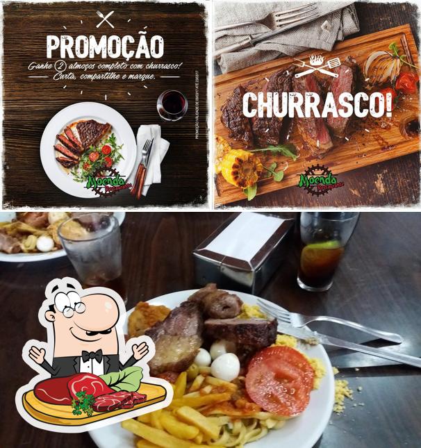 Peça refeições de carne no Moenda Restaurante