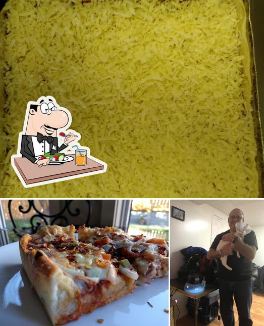 Jetez un coup d’oeil à l’image représentant la nourriture et intérieur concernant Chicago Deep Dish Pizza