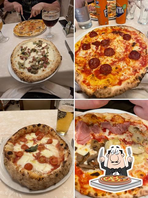 Ordina una pizza a Pago Pago Pizzeria con Ristorante