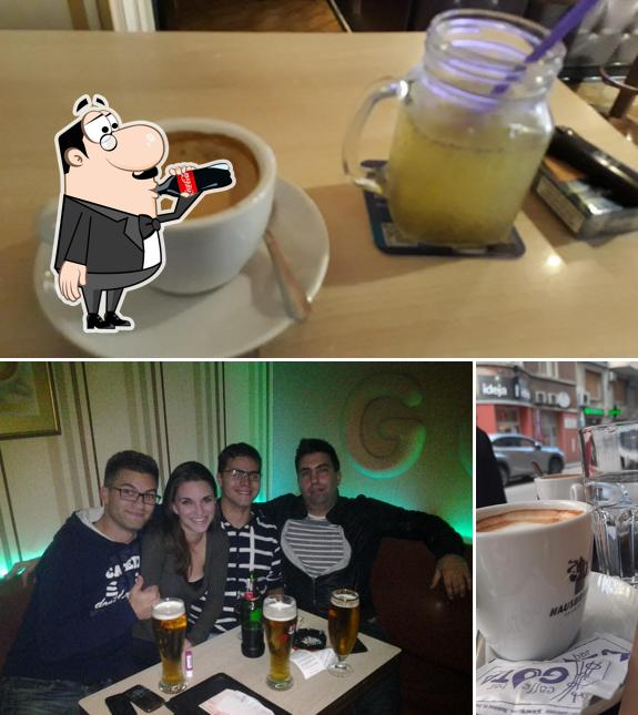 Goditi un drink dal menu