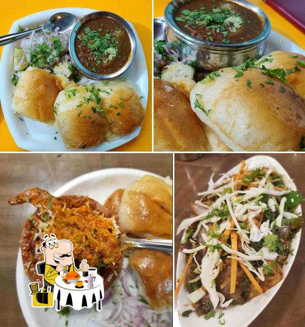 Food at Maa Anjani Pav Bhaji centre ( Maajiya Hospitality llp)