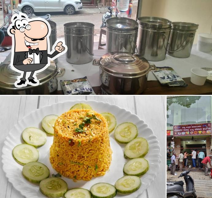 This is the image depicting exterior and food at New Uttara Karnataka Jolad Rotti Chapati Oota