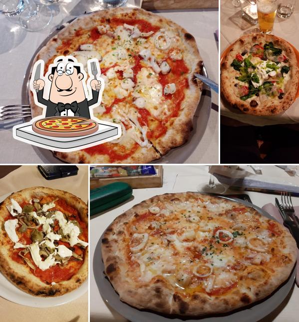 Prenditi una pizza a Ristorante Pizzeria Vecchia Posta