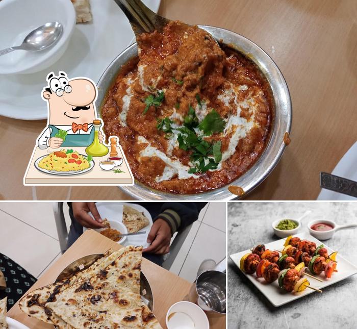 Food at Sardar ji Malai Chaap Delhi Wale ( KARNAL )