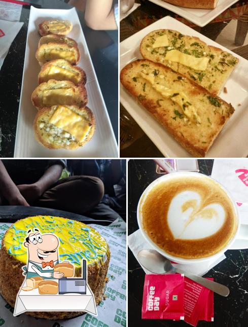 Garlic bread at Café Coffee Day