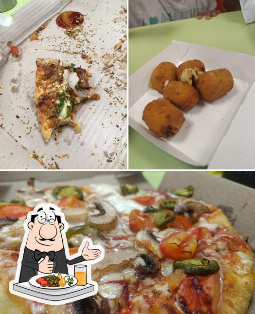 Meals at Domino's Pizza Mega Mart, Thiru Nagar