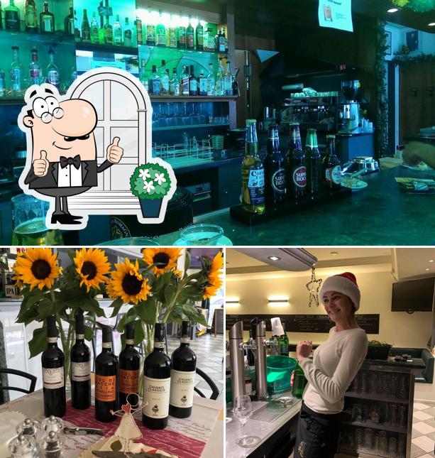 Tra le varie cose da Bistrò il Gatto e la volpe si possono trovare la esterno e bancone da bar