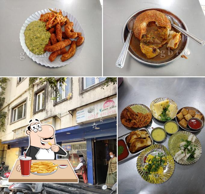 Order French-fried potatoes at Shreeji Khaman House