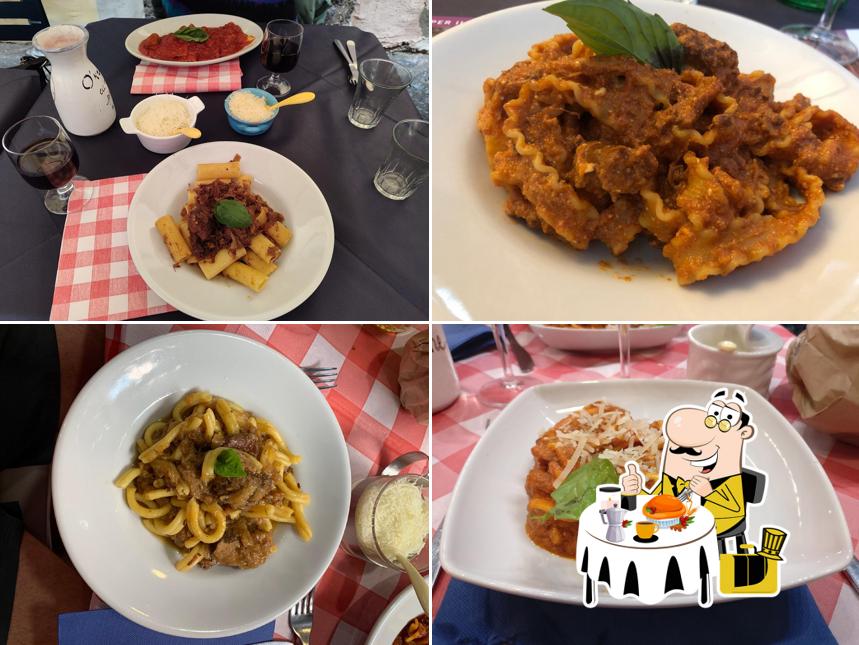 Platti al Tandem Ragù - Via Paladino