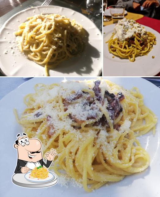 Spaghetti alla carbonara al Angolo Verde