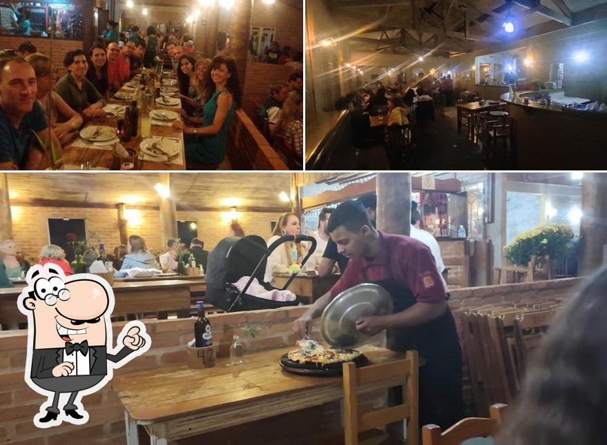 O interior do Pizza Bel