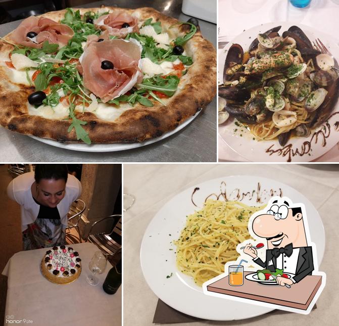 Cibo al Pizzeria Columbus(forno a legna)