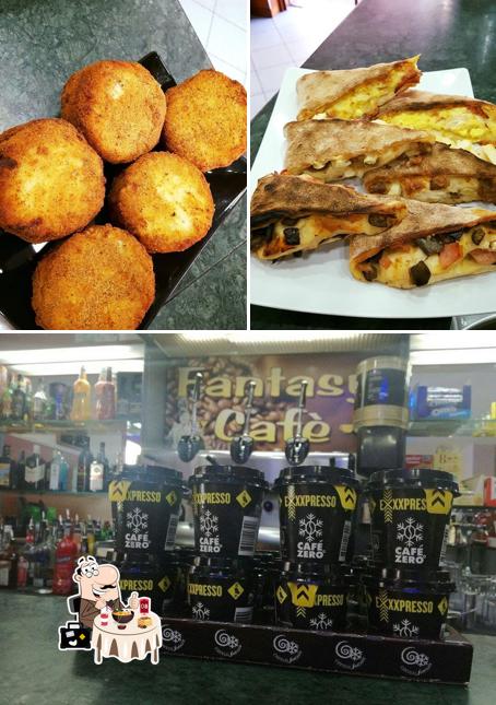 Tra le diverse cose da Fantasy Cafè si possono trovare la cibo e bancone da bar