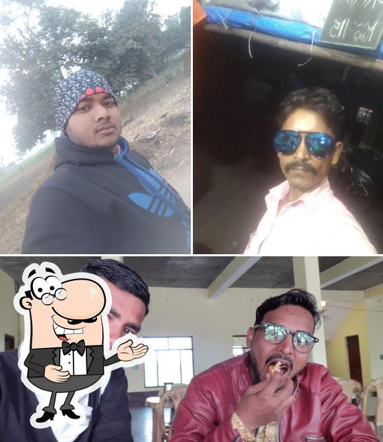 Driver dhaba HEERAPUR