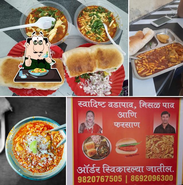 Food at स्वादिष्ट वडापाव आणि मिसळ पाव