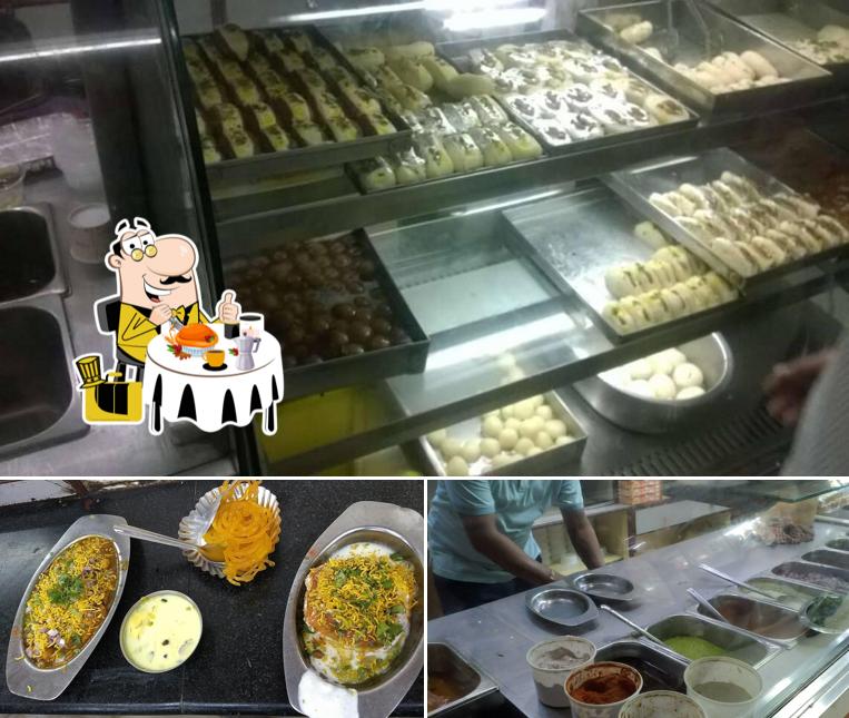 Meals at Sri Rajalakshmi Sweets