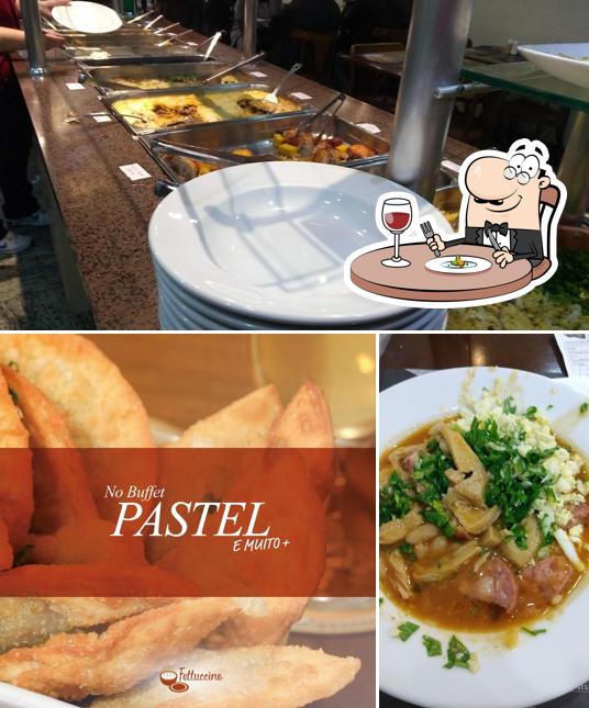 Comida em Fettuccine