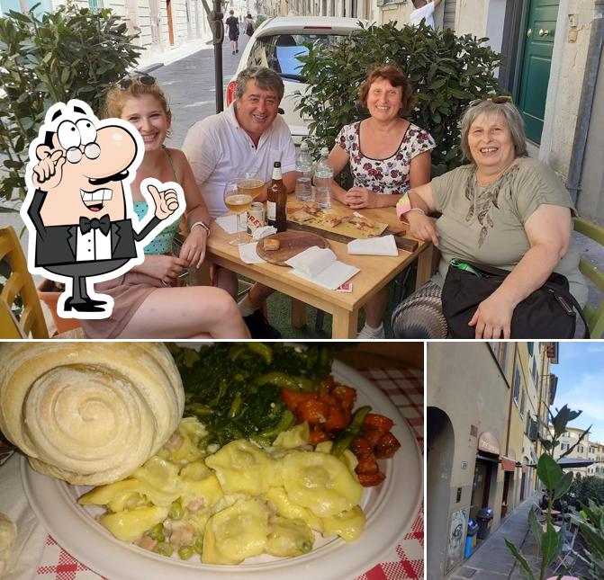 La interni e cibo del ristorante