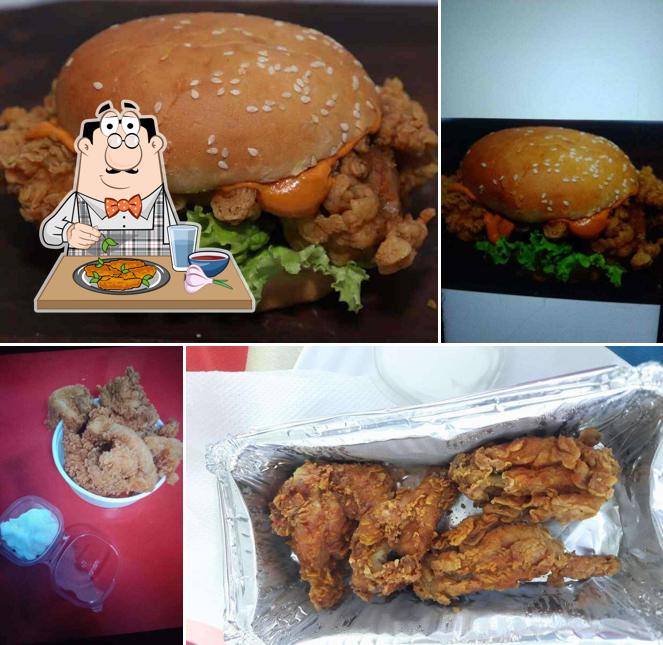 Chicken wings at Khana N Peena