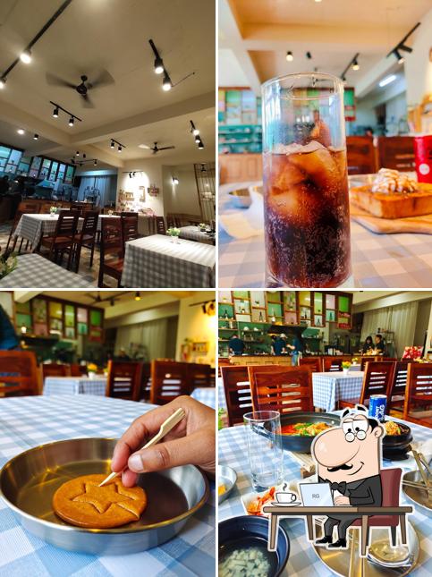 Check out how K-Bap Cafe & Korean Restaurant(케이 밥 사랑해 한국 식당) looks inside