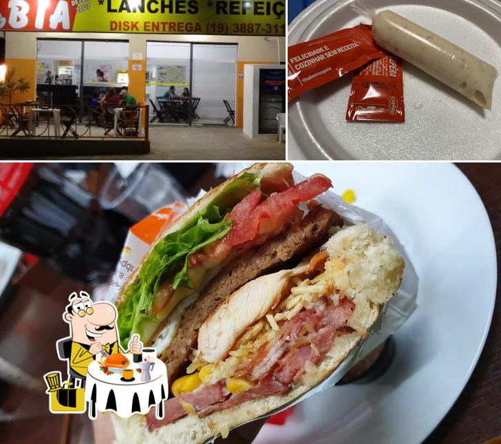 Entre diferentes coisas, comida e interior podem ser encontrados no BIA LANCHES