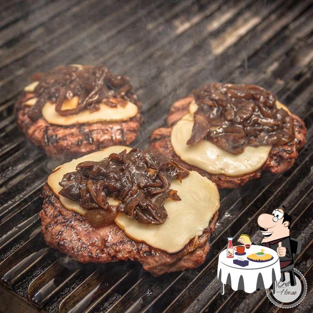Ordina un hamburger a Grill House