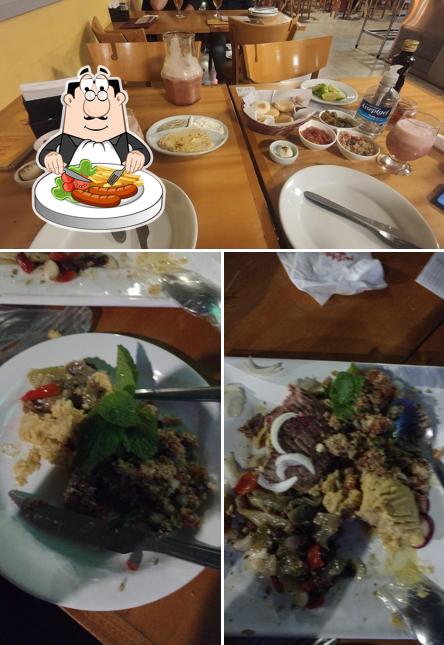 Platos en Ali Ba Bar Contorno