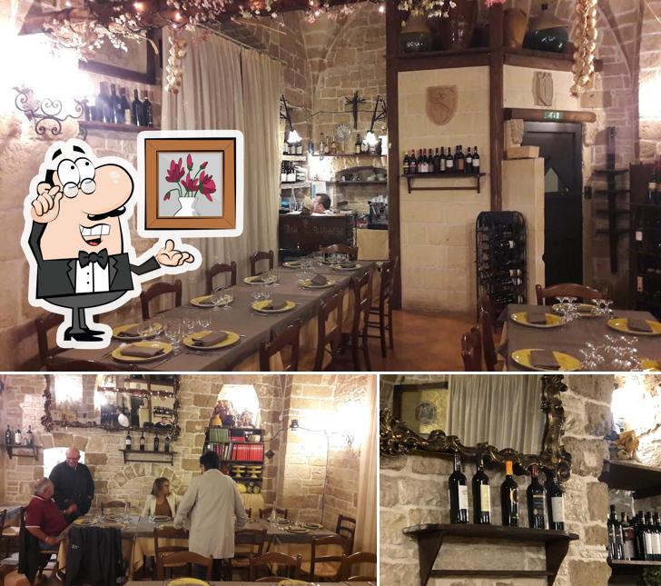 Siediti a un tavolo di Taverna del Borghese