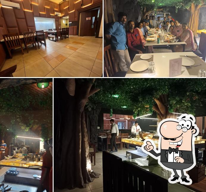 Check out how Sri Rayappas Restaurant looks inside