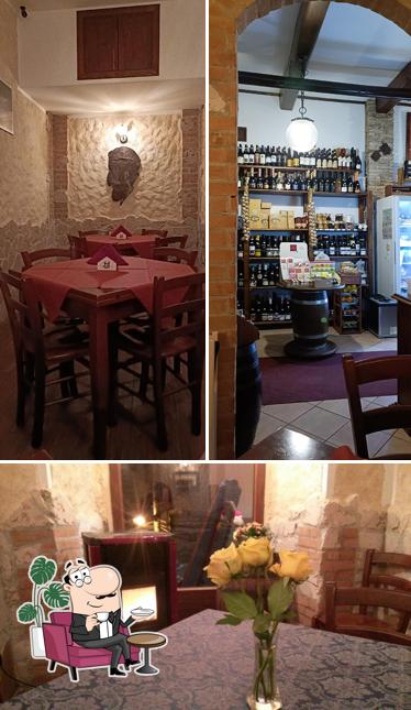 Siediti a un tavolo di Enoteca Enogio'