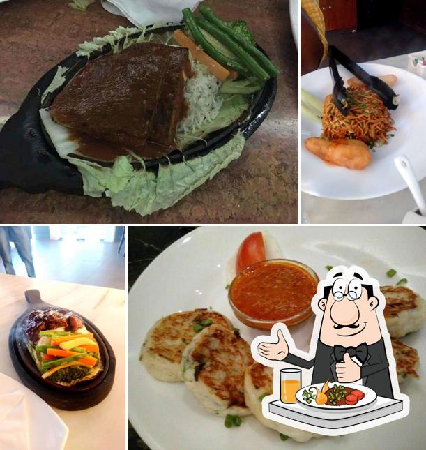 Food at New Town Restaurant