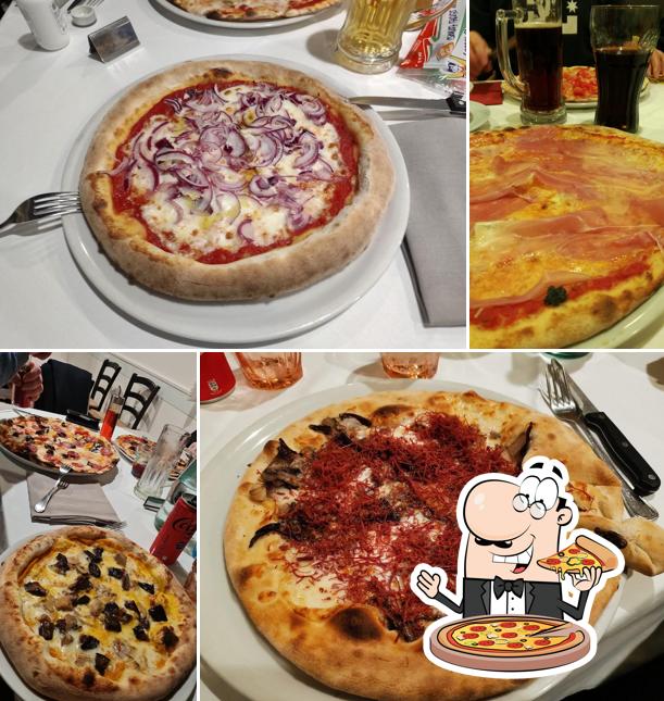 Scegli una pizza a Pizzeria Da Renato