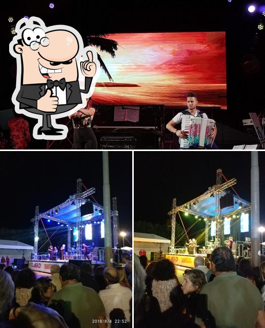 Vedi questa immagine di DREAMS BAR
