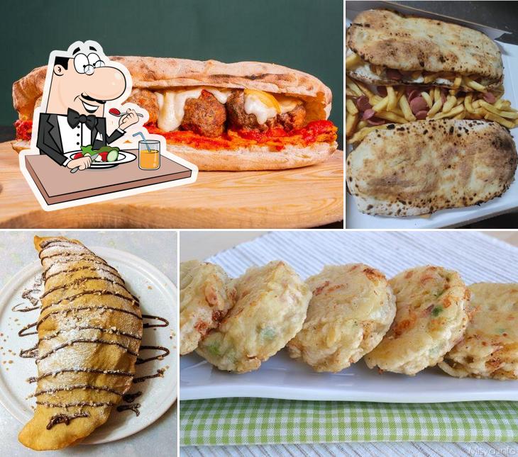 Cibo al PANINOTECA, FRIGGITORIA RIKY PUB