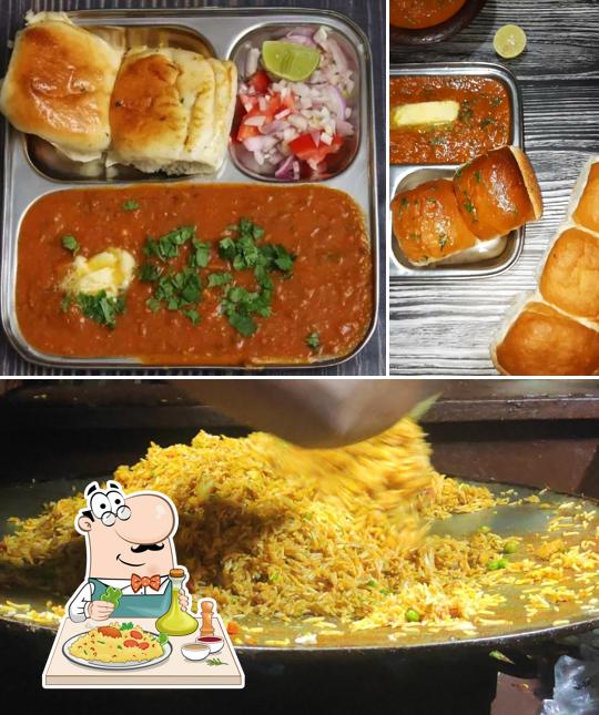 Meals at Pavbhaji Center