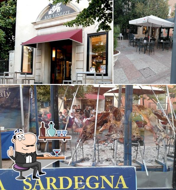 Dai un'occhiata agli interni di Venezze