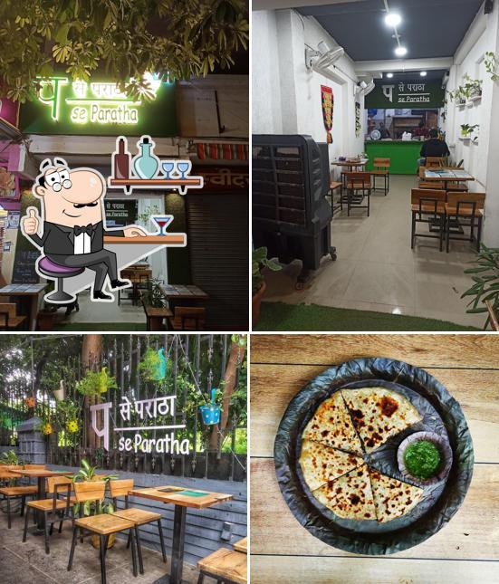 The interior of प se Paratha Gulmohar