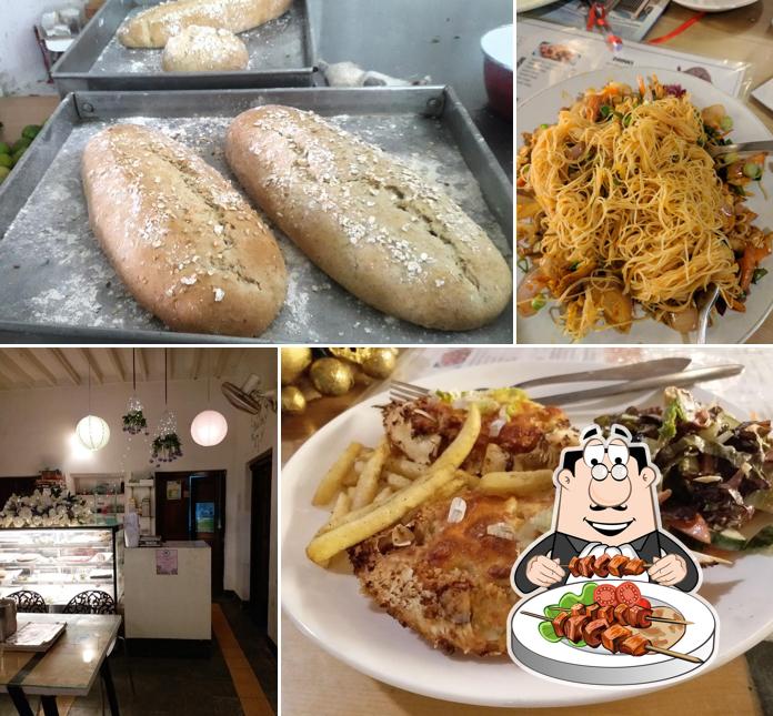 Meals at The Aardvark Cafe