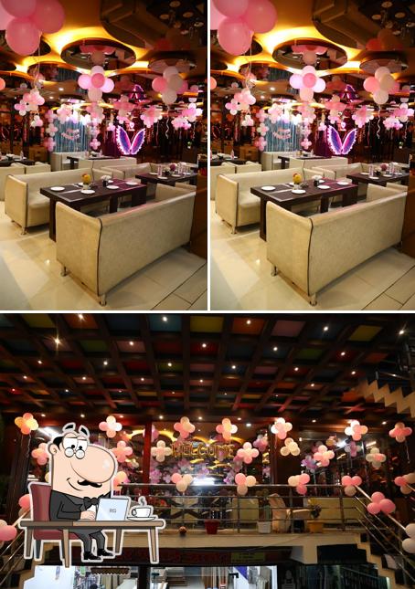 The photo of Paradise Restaurant & Banquet’s interior and food