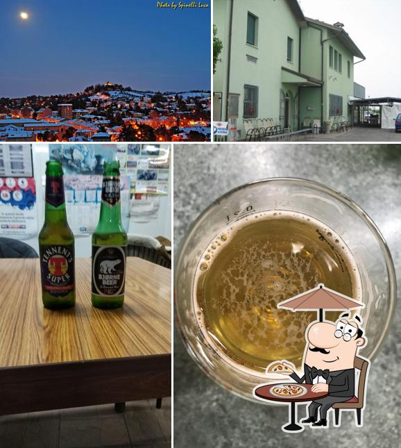 Dai un’occhiata alla foto che mostra la esterno e bevanda di Circolo Endas E Cafìton